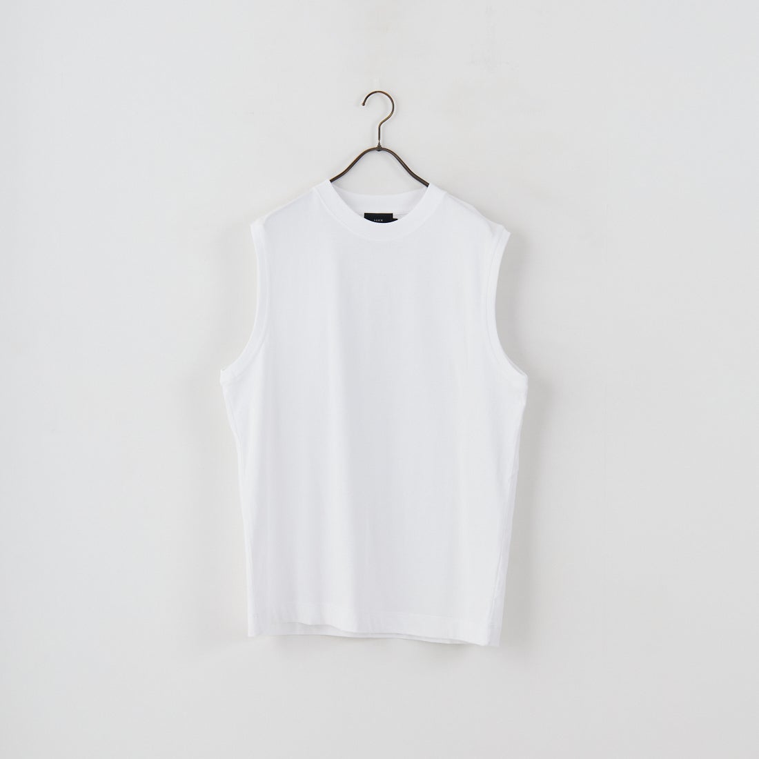 900 WHITE