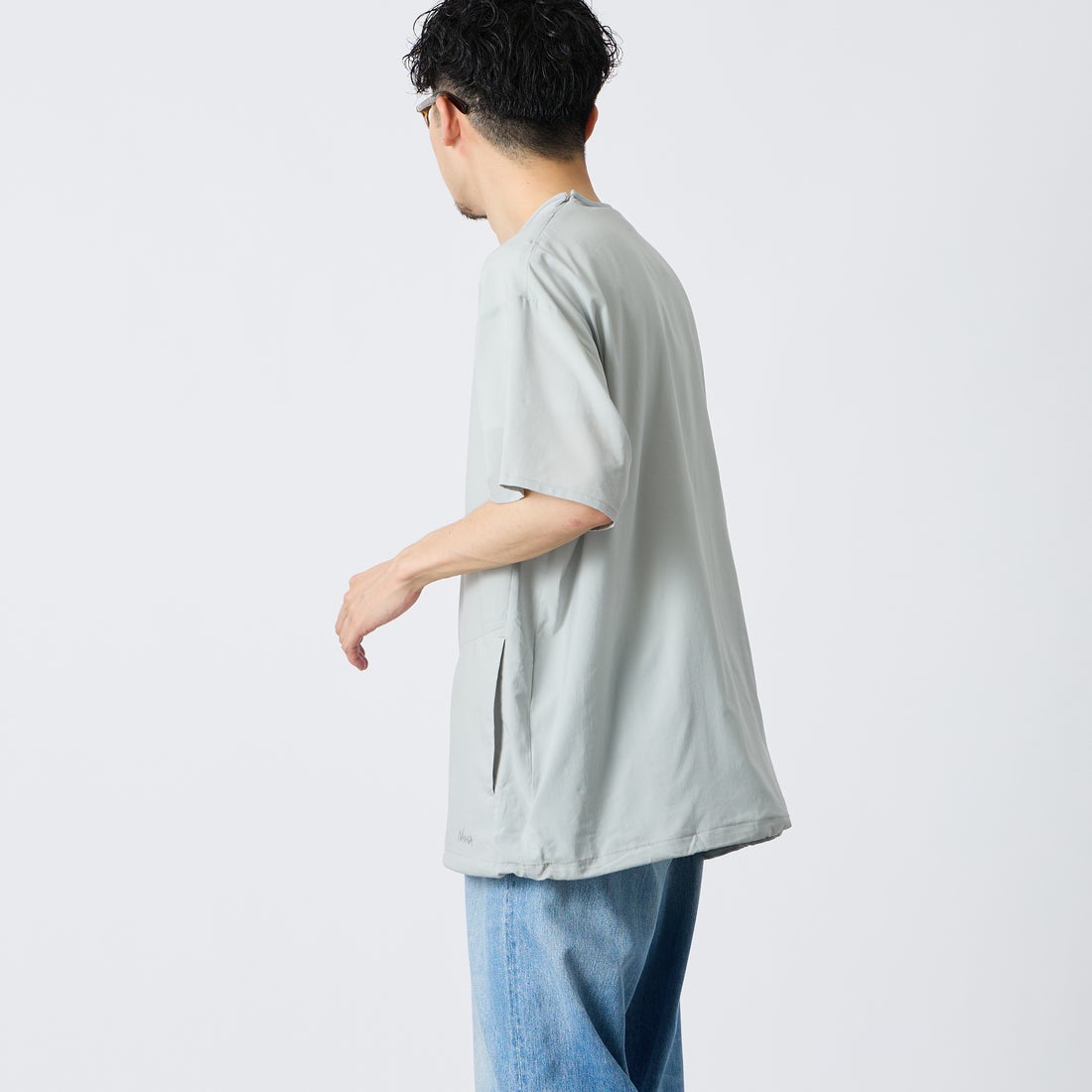 NANGA [ナンガ] PLC エクスカーションTシャツ [N2500-1P403A] I.GRY &&モデル身長：168cm 着用サイズ：M&&