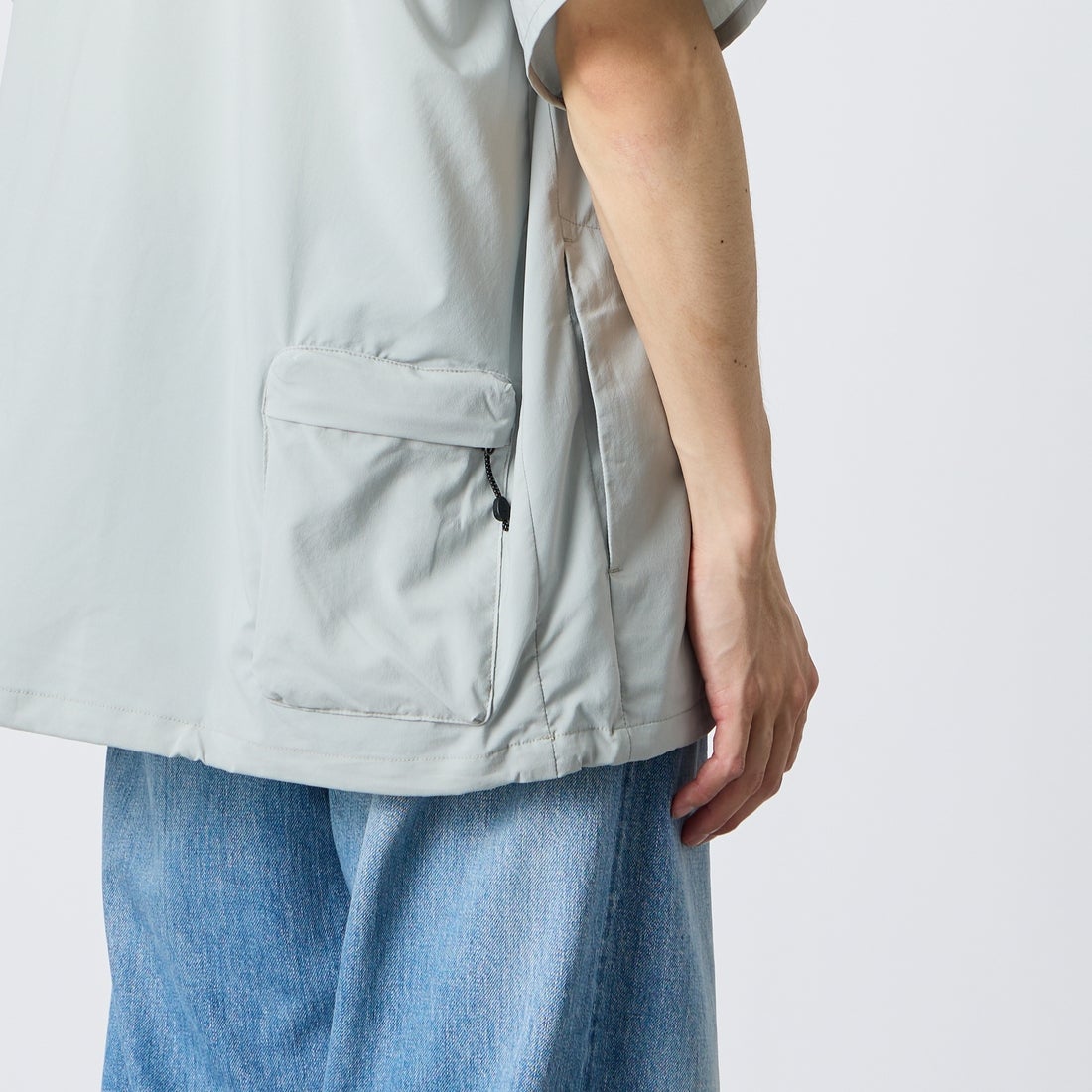 NANGA [ナンガ] PLC エクスカーションTシャツ [N2500-1P403A] I.GRY &&モデル身長：168cm 着用サイズ：M&&