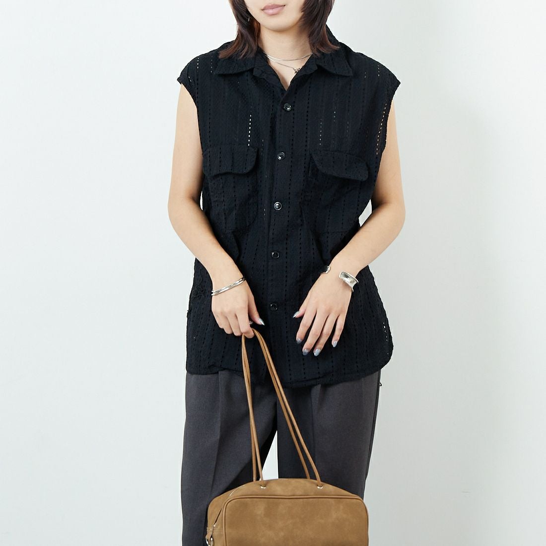 THE ALASKAN [アラスカン] ハコバストライプ ノースリーブブラウス [AL251HS16021] BLACK &&モデル身長：167cm 着用サイズ：S&&