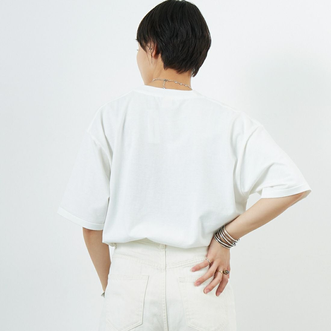 SCREEN STARS [スクリーンスターズ] 別注 ドッグ&キャットプリントTシャツ [2522-SSIN-JF] WHT CAT &&モデル身長：160cm 着用サイズ：F&&