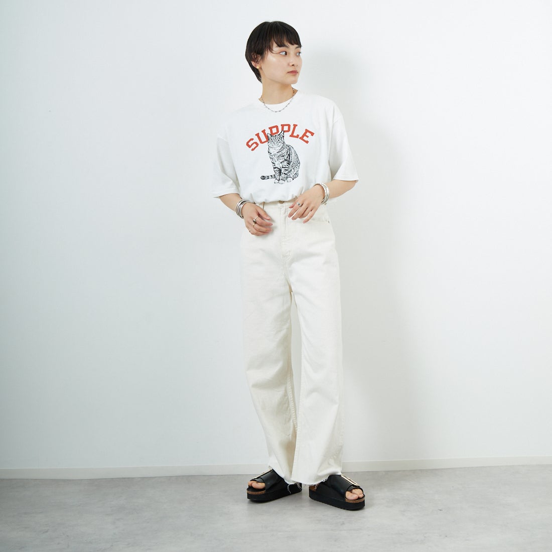 SCREEN STARS [スクリーンスターズ] 別注 ドッグ&キャットプリントTシャツ [2522-SSIN-JF] WHT CAT &&モデル身長：160cm 着用サイズ：F&&