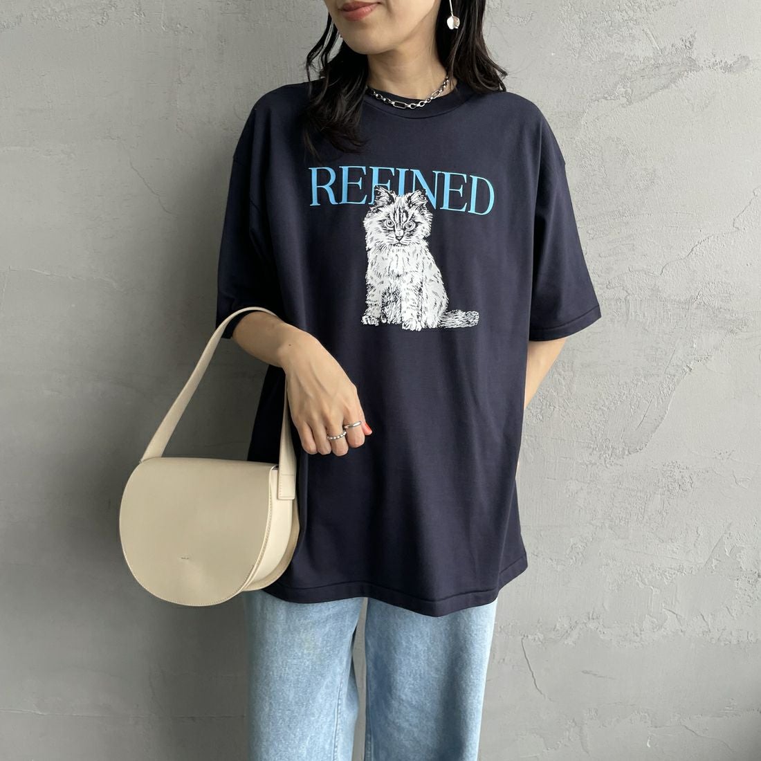 SCREEN STARS [スクリーンスターズ] 別注 ドッグ&キャットプリントTシャツ [2522-SSIN-JF] NVY CAT &&モデル身長：160cm 着用サイズ：F&&