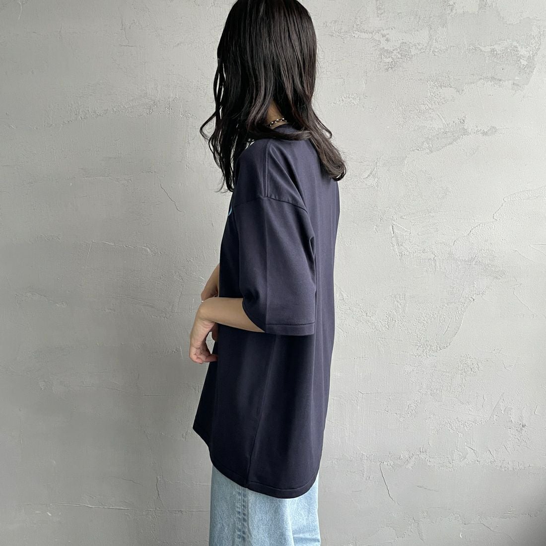 SCREEN STARS [スクリーンスターズ] 別注 ドッグ&キャットプリントTシャツ [2522-SSIN-JF] NVY CAT &&モデル身長：160cm 着用サイズ：F&&