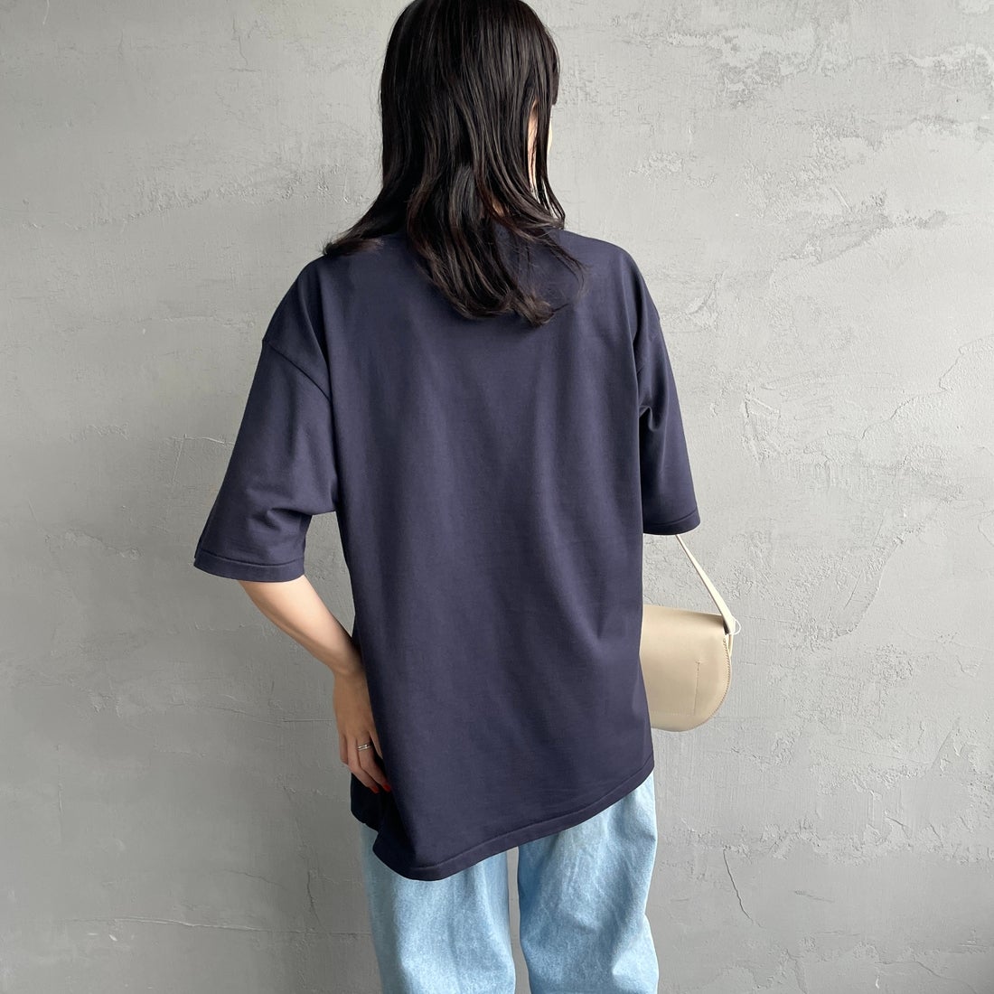 SCREEN STARS [スクリーンスターズ] 別注 ドッグ&キャットプリントTシャツ [2522-SSIN-JF] NVY CAT &&モデル身長：160cm 着用サイズ：F&&