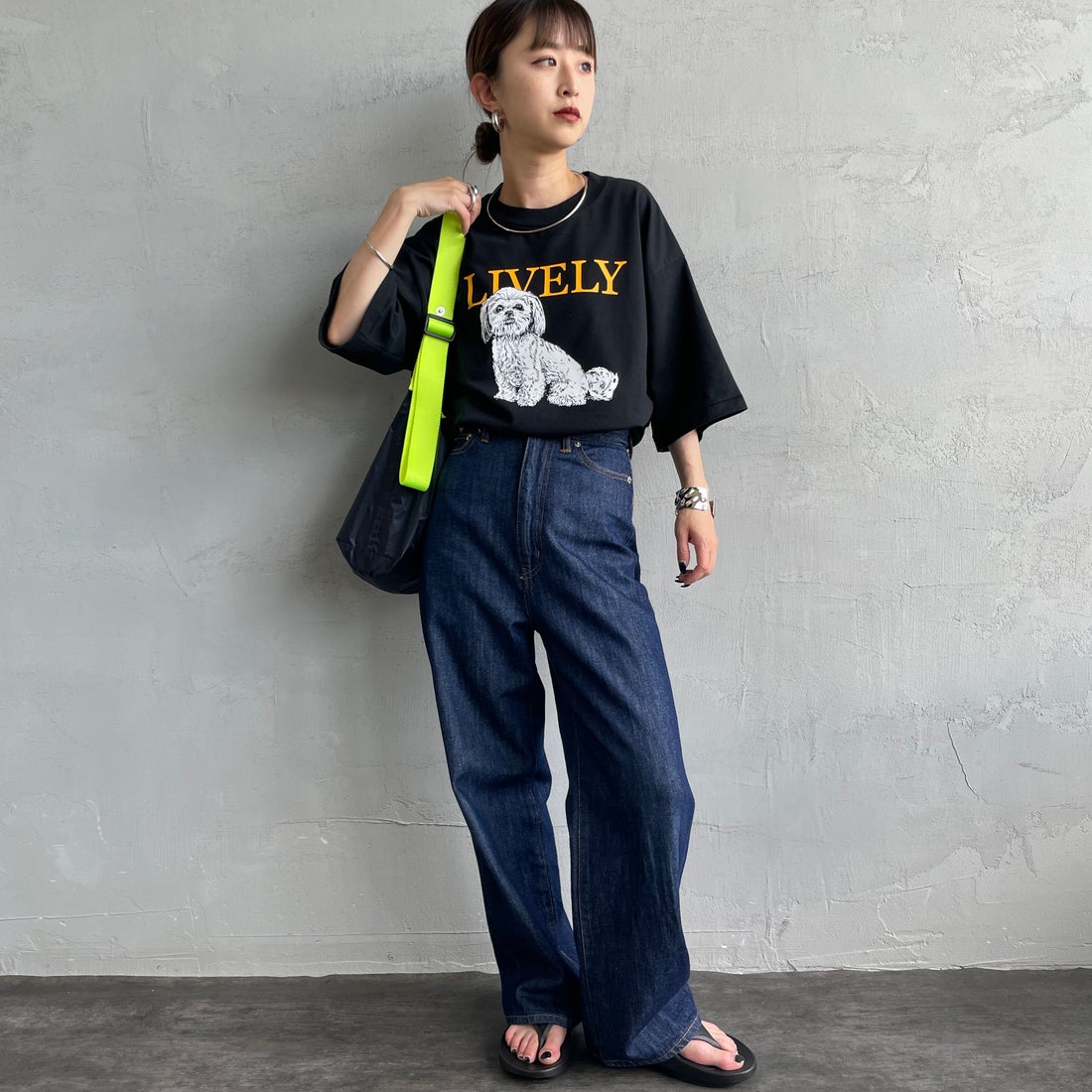 SCREEN STARS [スクリーンスターズ] 別注 ドッグ&キャットプリントTシャツ [2522-SSIN-JF] BLK DOG &&モデル身長：150cm 着用サイズ：F&&