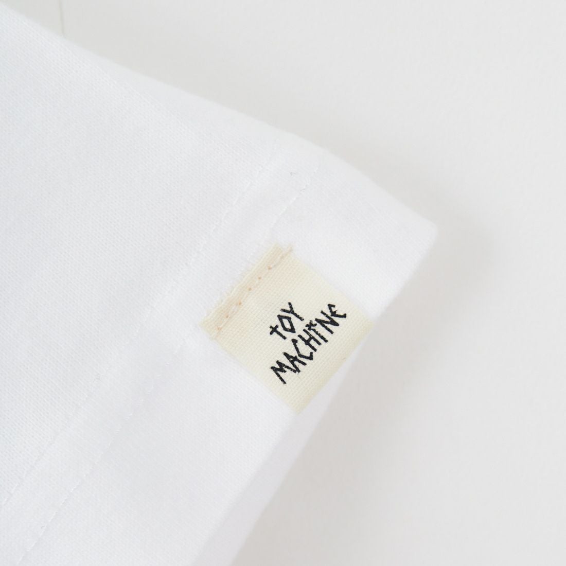 toy machine [トイマシーン] フィストロゴ ショートスリーブTシャツ [TMSFST12] WHITE