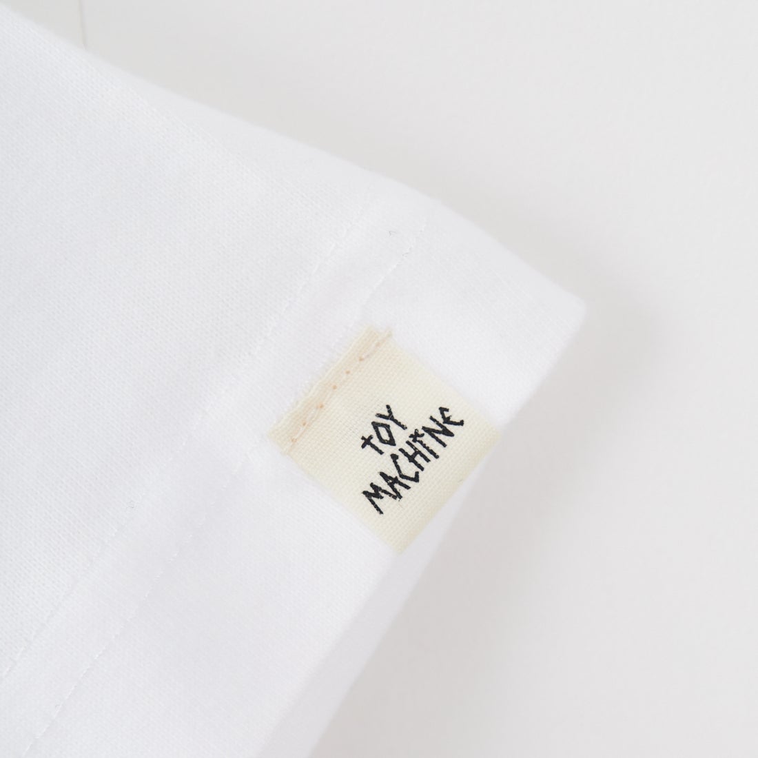 toy machine [トイマシーン] フィストロゴ ショートスリーブTシャツ [TMSFST12] WHITE