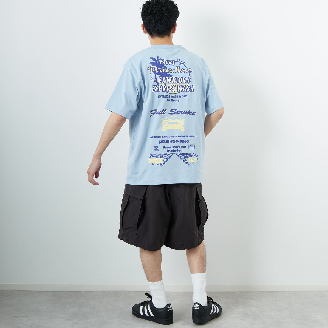 HUF [ハフ] フルサービス ショートスリーブTシャツ [TS02455] SKY &&モデル身長：168cm 着用サイズ：M&&