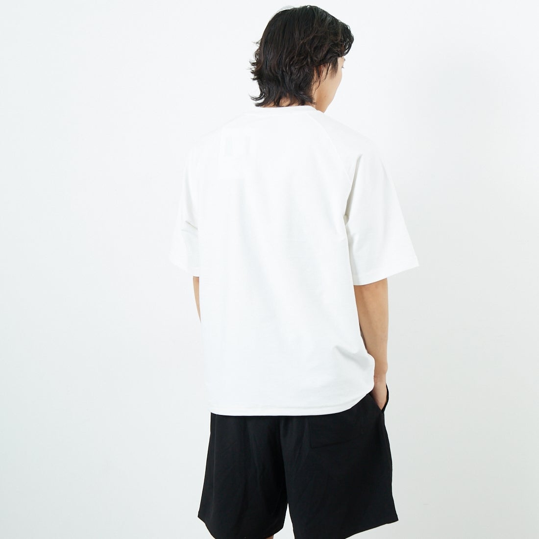 Jeans Factory Clothes [ジーンズファクトリークローズ] TECH WEAR クールリカバーTシャツ [JFC-252-021] WHITE &&モデル身長：179cm 着用サイズ：L&&