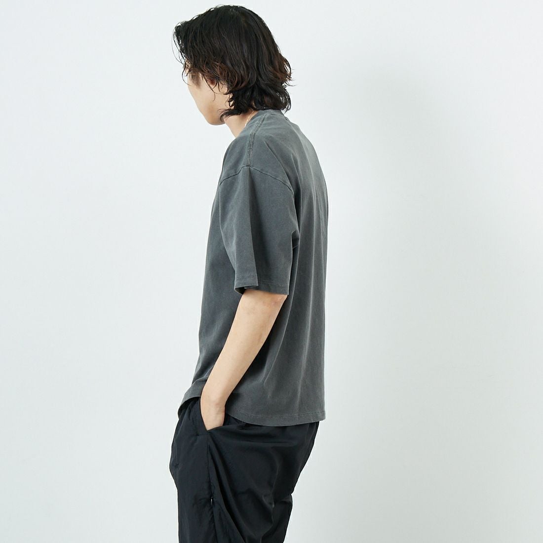 Jeans Factory Clothes [ジーンズファクトリークローズ] ピグメントドッグ刺繍Tシャツ [JFC-252-042] B CHR &&モデル身長：179cm 着用サイズ：M&&
