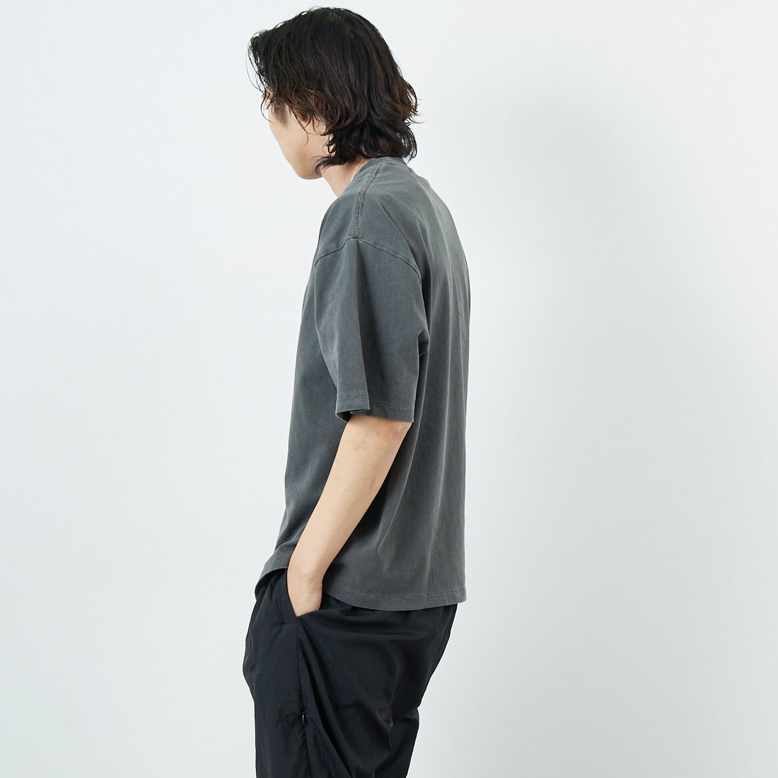 Jeans Factory Clothes [ジーンズファクトリークローズ] ピグメントドッグ刺繍Tシャツ [JFC-252-042] B CHR &&モデル身長：179cm 着用サイズ：M&&