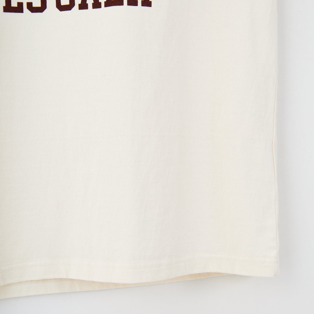 The Endless Summer [エンドレスサマー] カレッジロゴ フロッキープリントTシャツ [FH-25574337] 05 IVORY