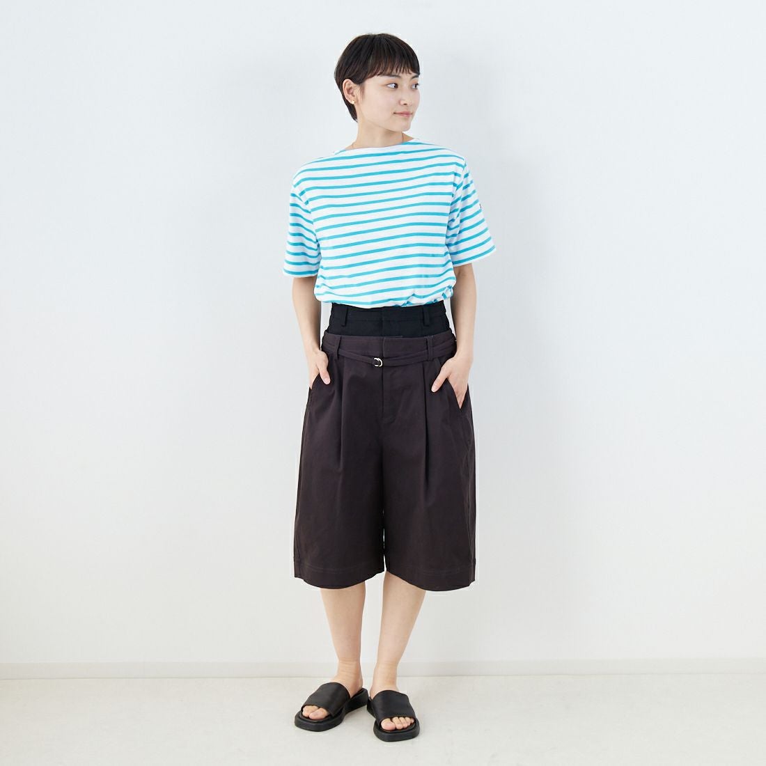 MAISON SPECIAL [メゾンスペシャル] 2WAYダブルウエストカーブハーフパンツ [21251465315] BLK &&モデル身長：160cm 着用サイズ：36&&