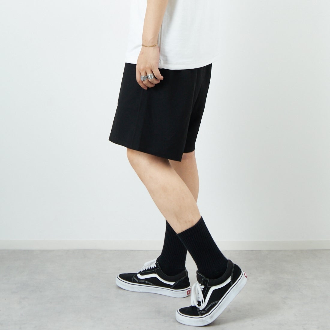 Jeans Factory Clothes [ジーンズファクトリークローズ] TECH WEAR クールリカバーショーツ [JFC-252-023] BLACK &&モデル身長：179cm 着用サイズ：L&&