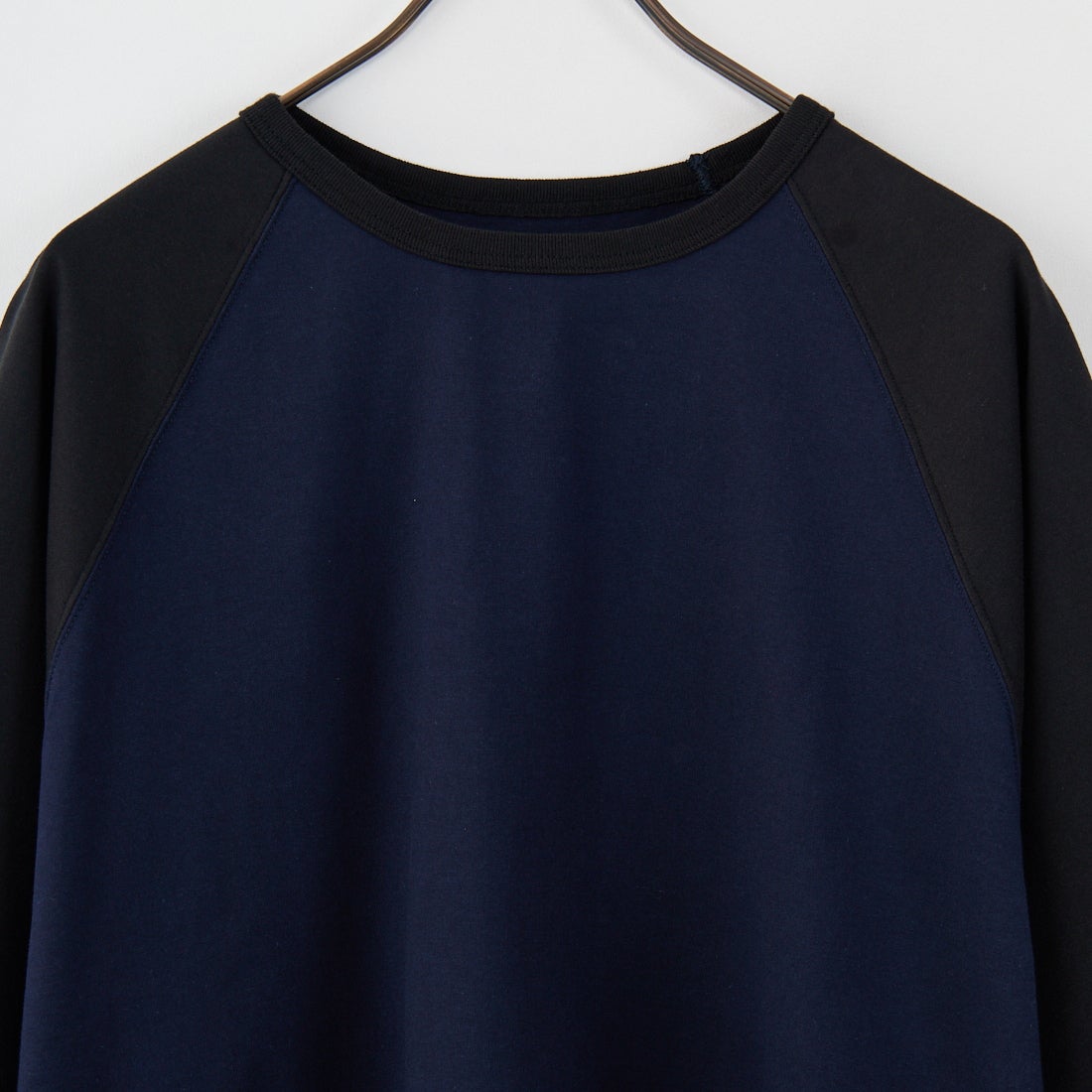 Name. [ネーム] 別注 ラグランビッグTシャツ [NMCU-JF-02] NAVY/BLACK