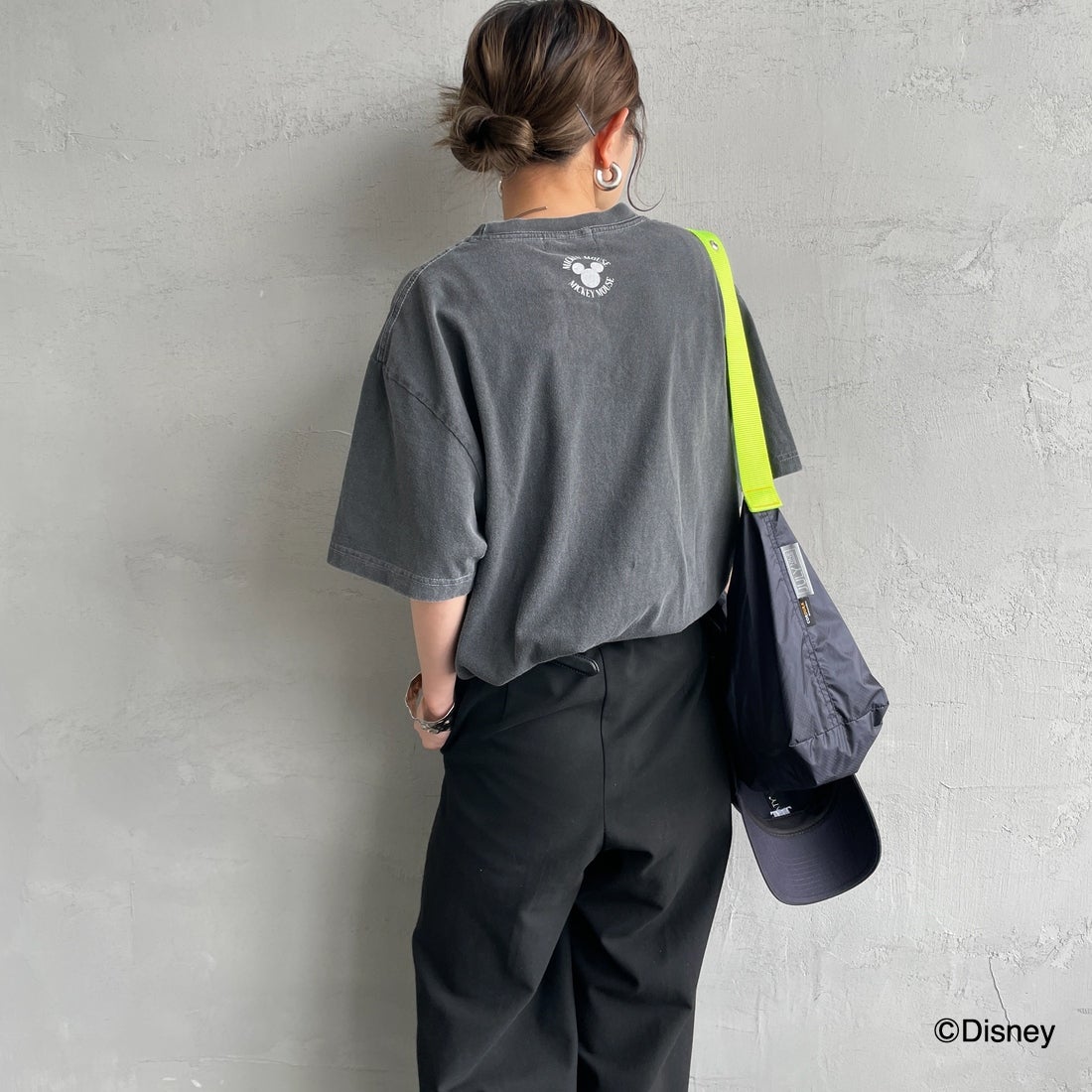 GOOD ROCK SPEED [グッドロックスピード] 別注 / MICKEY MOUSE / プリントTシャツ [INTN-040-JF] CHARCOAL &&モデル身長：150cm 着用サイズ：M&&