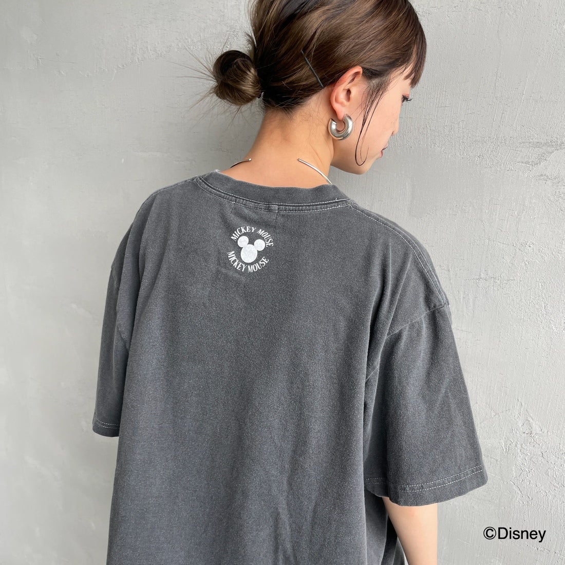 GOOD ROCK SPEED [グッドロックスピード] 別注 / MICKEY MOUSE / プリントTシャツ [INTN-040-JF] CHARCOAL &&モデル身長：150cm 着用サイズ：M&&