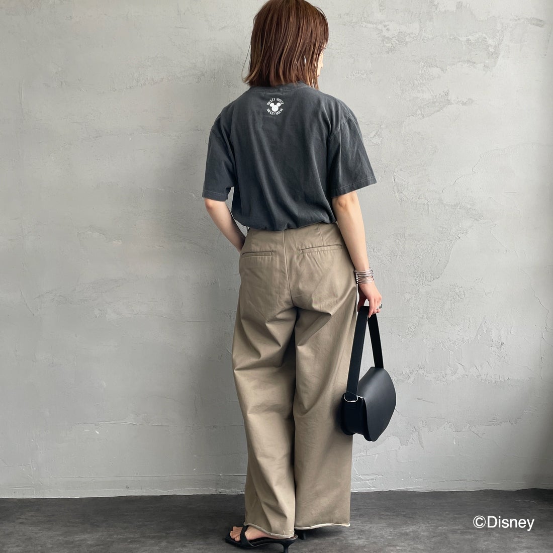 GOOD ROCK SPEED [グッドロックスピード] 別注 / MICKEY MOUSE / プリントTシャツ [INTN-040-JF] CHARCOAL &&モデル身長：158cm 着用サイズ：M&&
