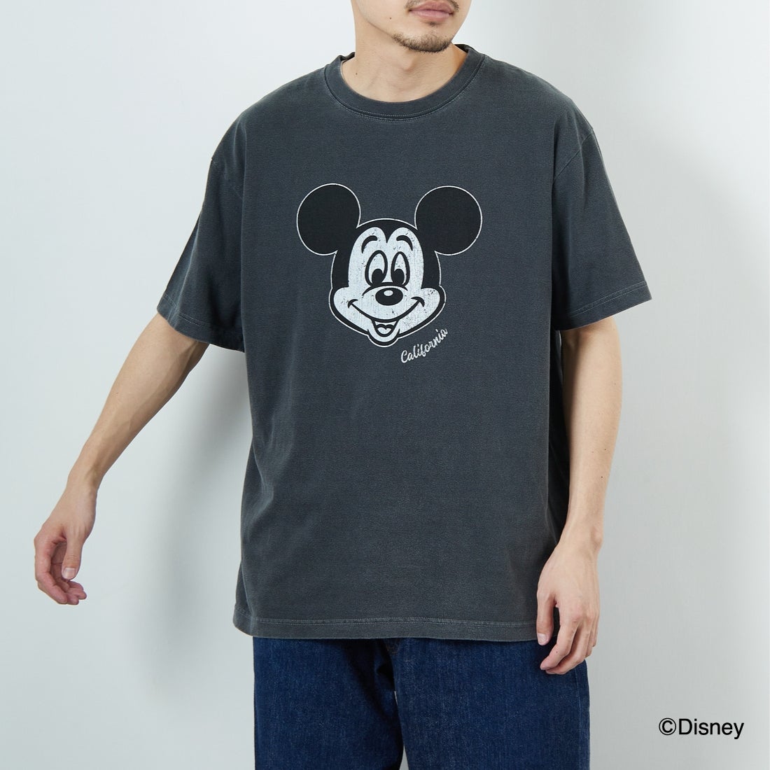 GOOD ROCGOOD ROCK SPEED [グッドロックスピード] 別注 / MICKEY MOUSE / プリントTシャツ [INTN-040-JF] CHARCOAL &&モデル身長：168cm 着用サイズ：L&&K SPEED [グッドロックスピード] 別注 / MICKEY MOUSE / プリントTシャツ [INTN-040-JF] CHARCOAL