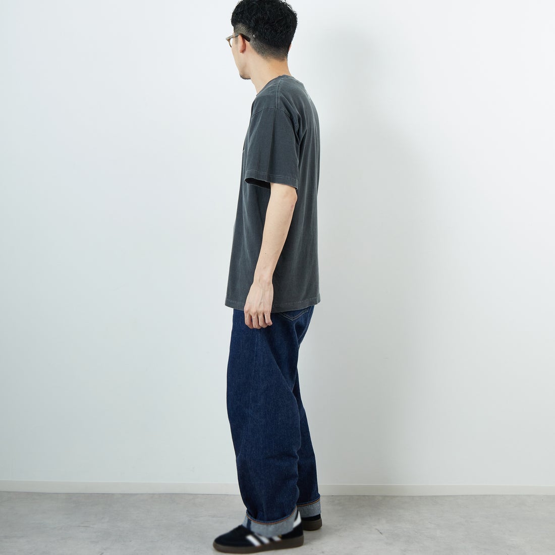 GOOD ROCK SPEED [グッドロックスピード] 別注 / MICKEY MOUSE / プリントTシャツ [INTN-040-JF] CHARCOAL &&モデル身長：168cm 着用サイズ：L&&