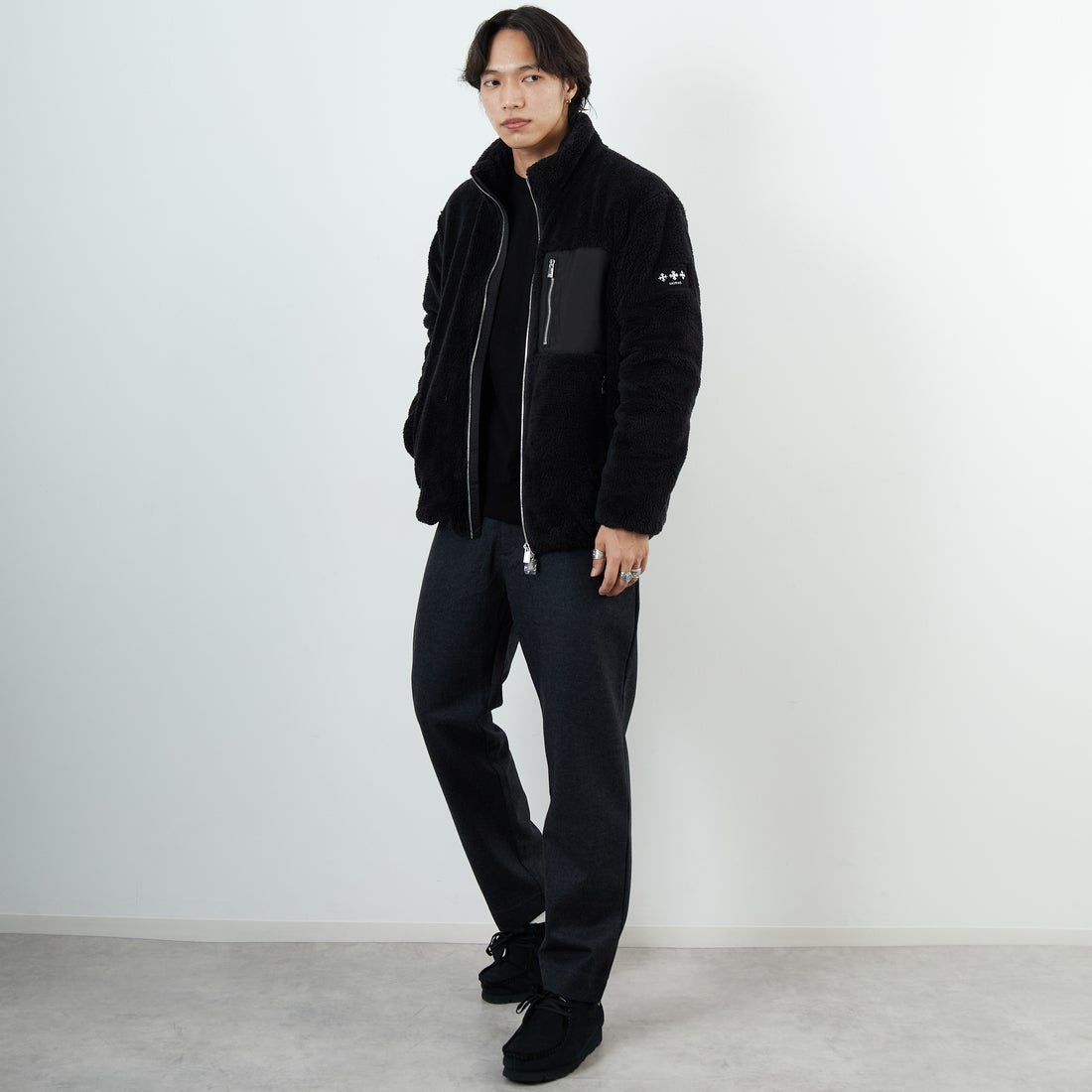 tatras タトラス 黒 光沢　ジャケット ブルゾン　ジャンパーM TATRAS [タトラス] MONREALE スタンドカラーブルゾン [MJXA0213033588