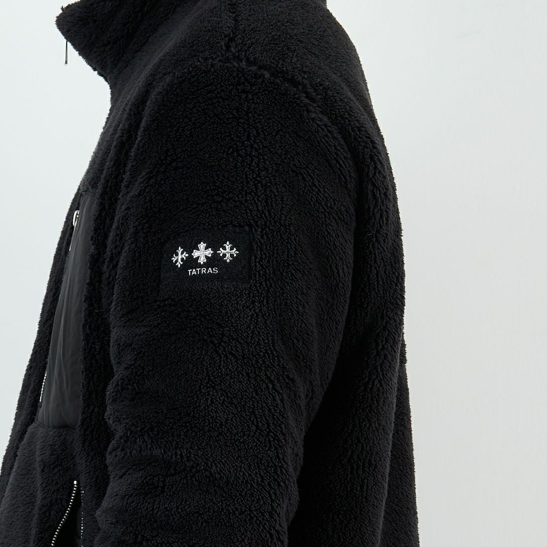 TATRAS [タトラス] MONREALE スタンドカラーブルゾン [MJXA0213033588] BLACK &&モデル身長：179cm 着用サイズ：2&&