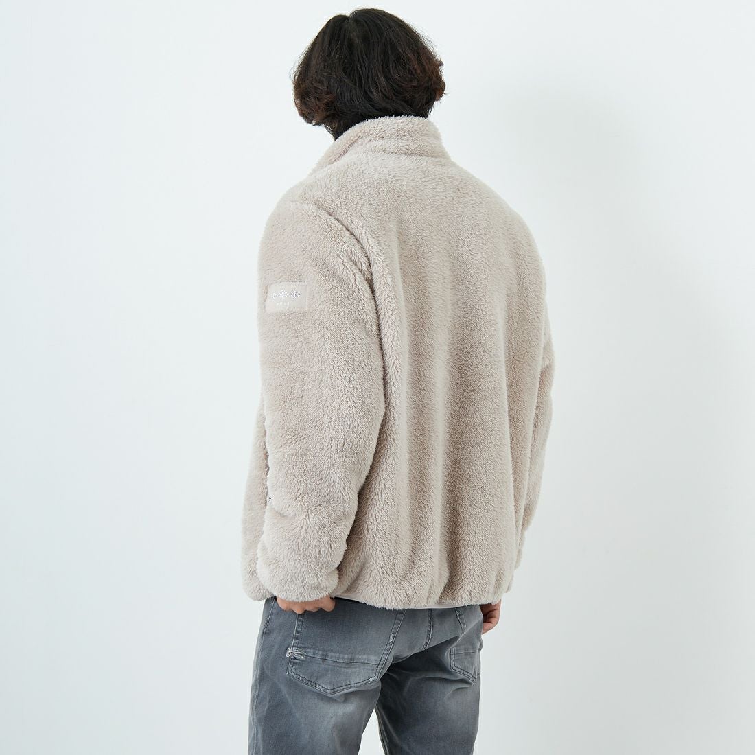 TATRAS [タトラス] MONREALE スタンドカラーブルゾン [MJXA0213033588] L.GRAY &&モデル身長：179cm 着用サイズ：3&&