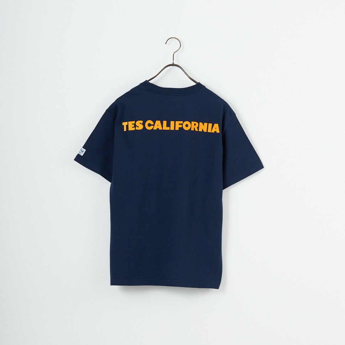 The Endless Summer [エンドレスサマー] 別注 ワンポイントBUHIフロッキープリントTシャツ [FH-25574516-JF] NAVY