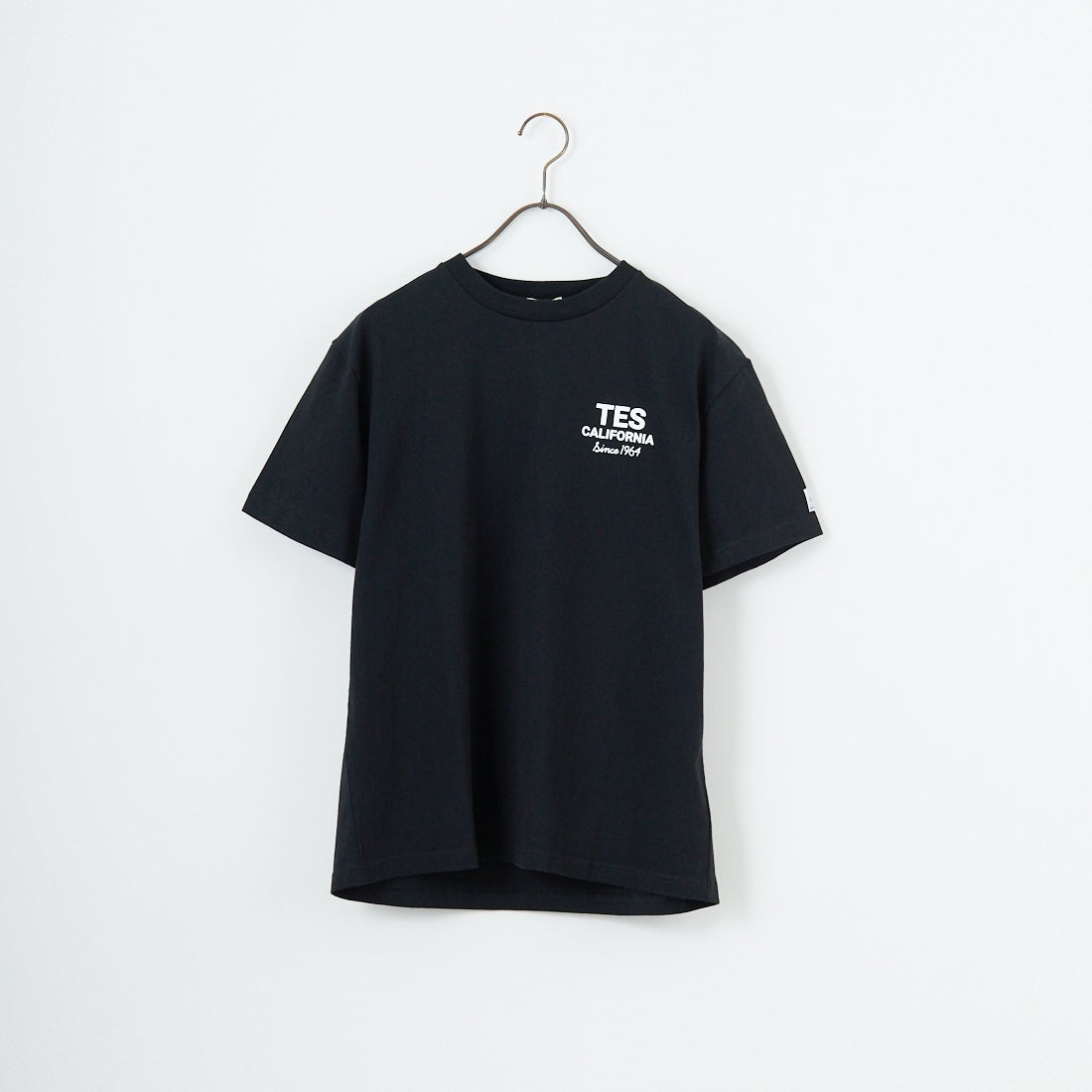 The Endless Summer [エンドレスサマー] 別注 BUHI HUNTINGTON バックプリントTシャツ [FH-25574515-JF] BLACK