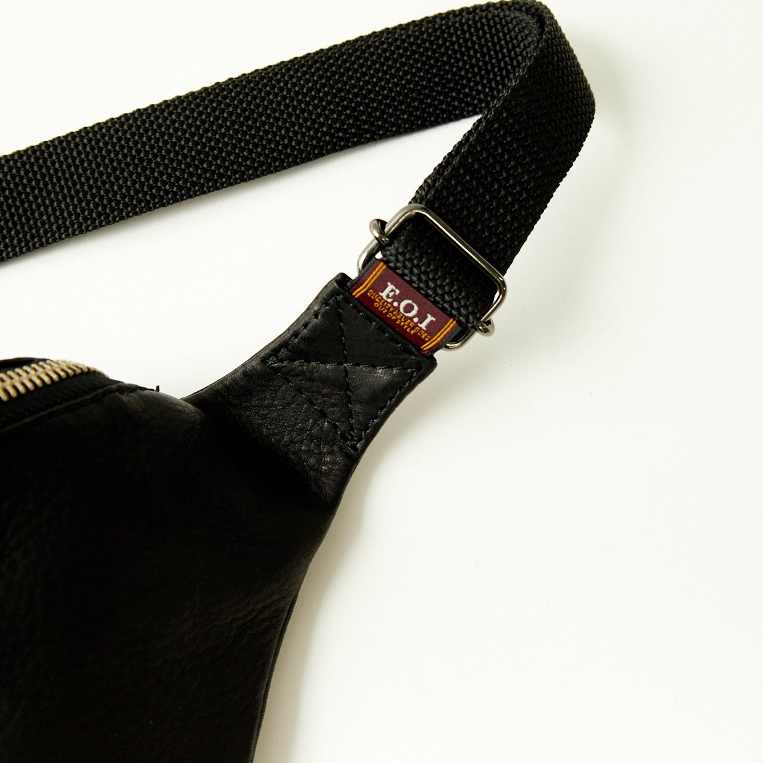 MR.OLIVE E.O.I [ミスターオリーブ] ウォータープルーフウォッシャブルレザー スモールボディバッグ [ME681] BLACK