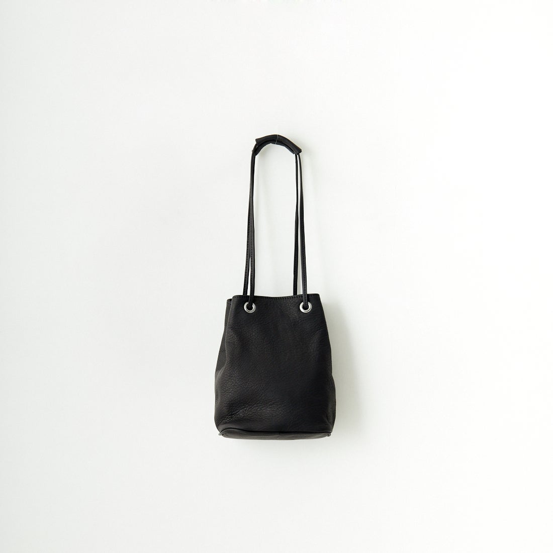 MR.OLIVE E.O.I [ミスターオリーブ] ウォータープルーフ ウォッシャブルレザーシリンダーバッグ [ME653] BLACK