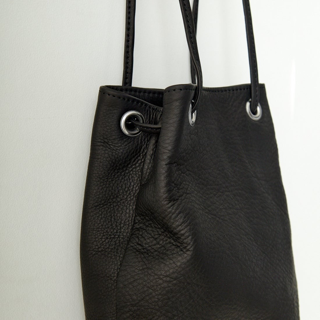 MR.OLIVE E.O.I [ミスターオリーブ] ウォータープルーフ ウォッシャブルレザーシリンダーバッグ [ME653] BLACK