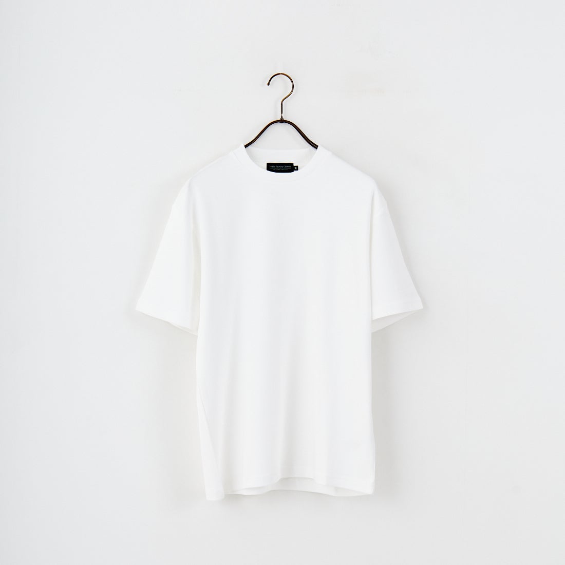 001 WHT