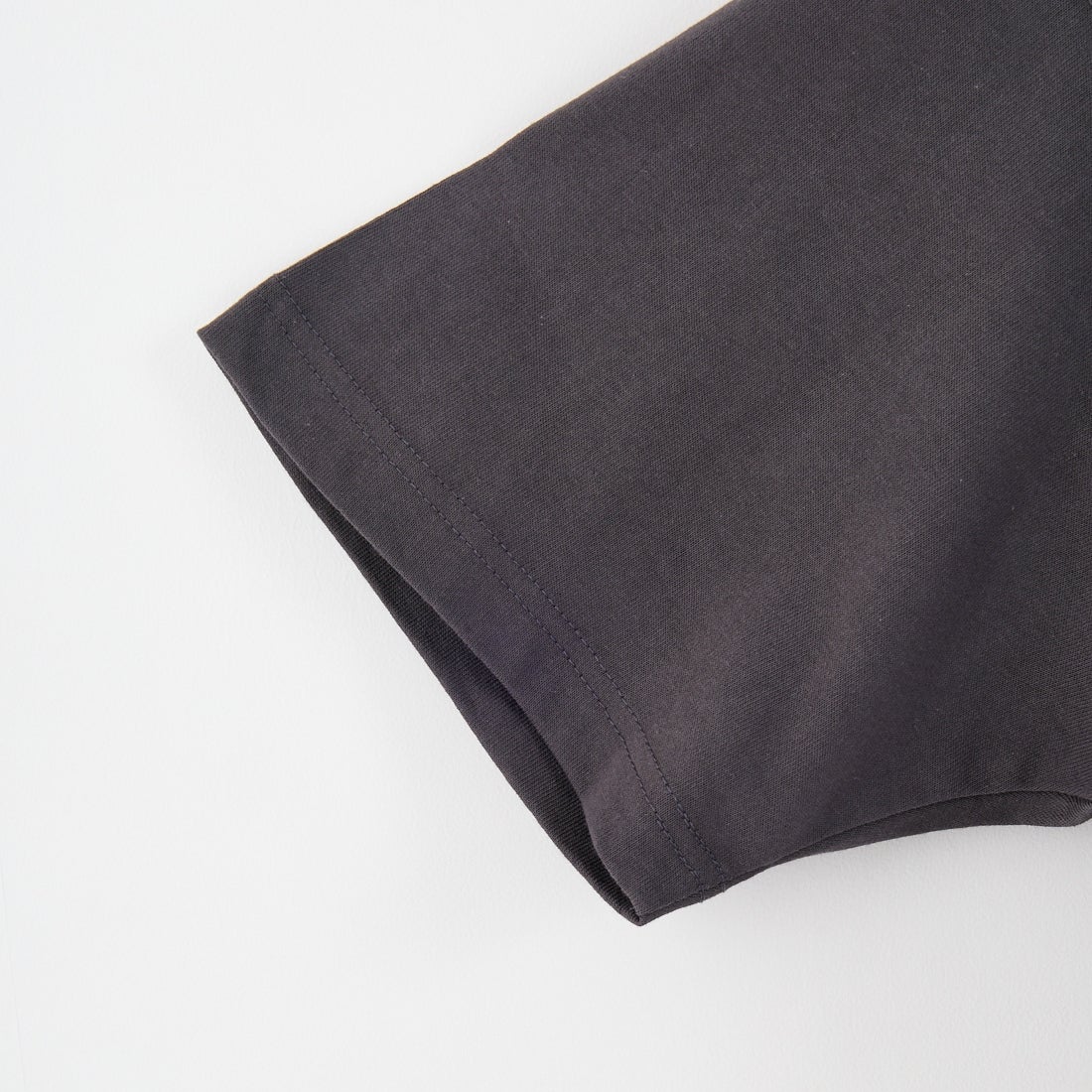 33Degrees [サーティスリーディグリーズ] スマイルサガラ刺繍Tシャツ [252CF1ST433JF] GRY