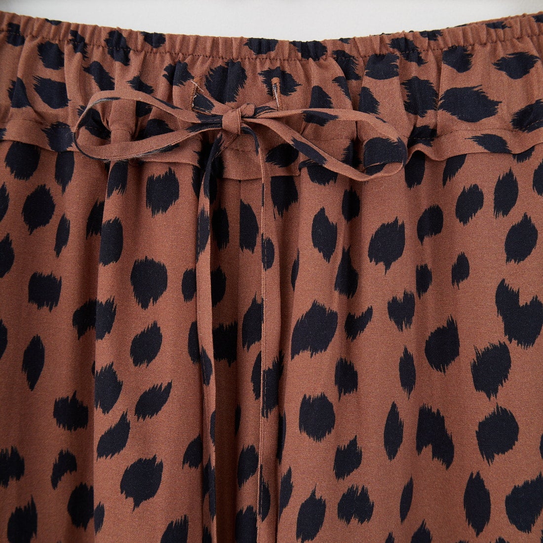 MICA&DEAL [マイカアンドディール] プリントストレートパンツ [0125203159] BROWN