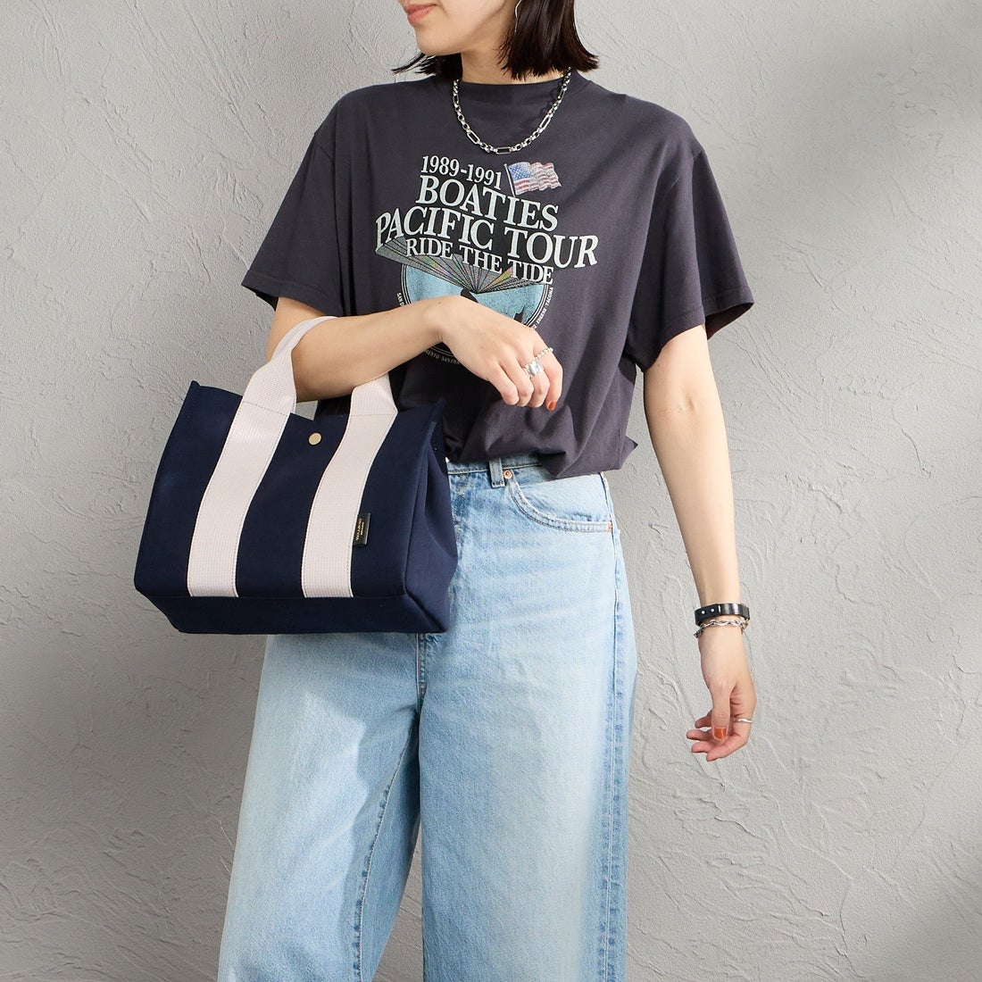 VIOLAd'ORO [ヴィオラドーロ] GINO マイクロファイバースエードトートバッグ [V-2063] NAVY/PNK B