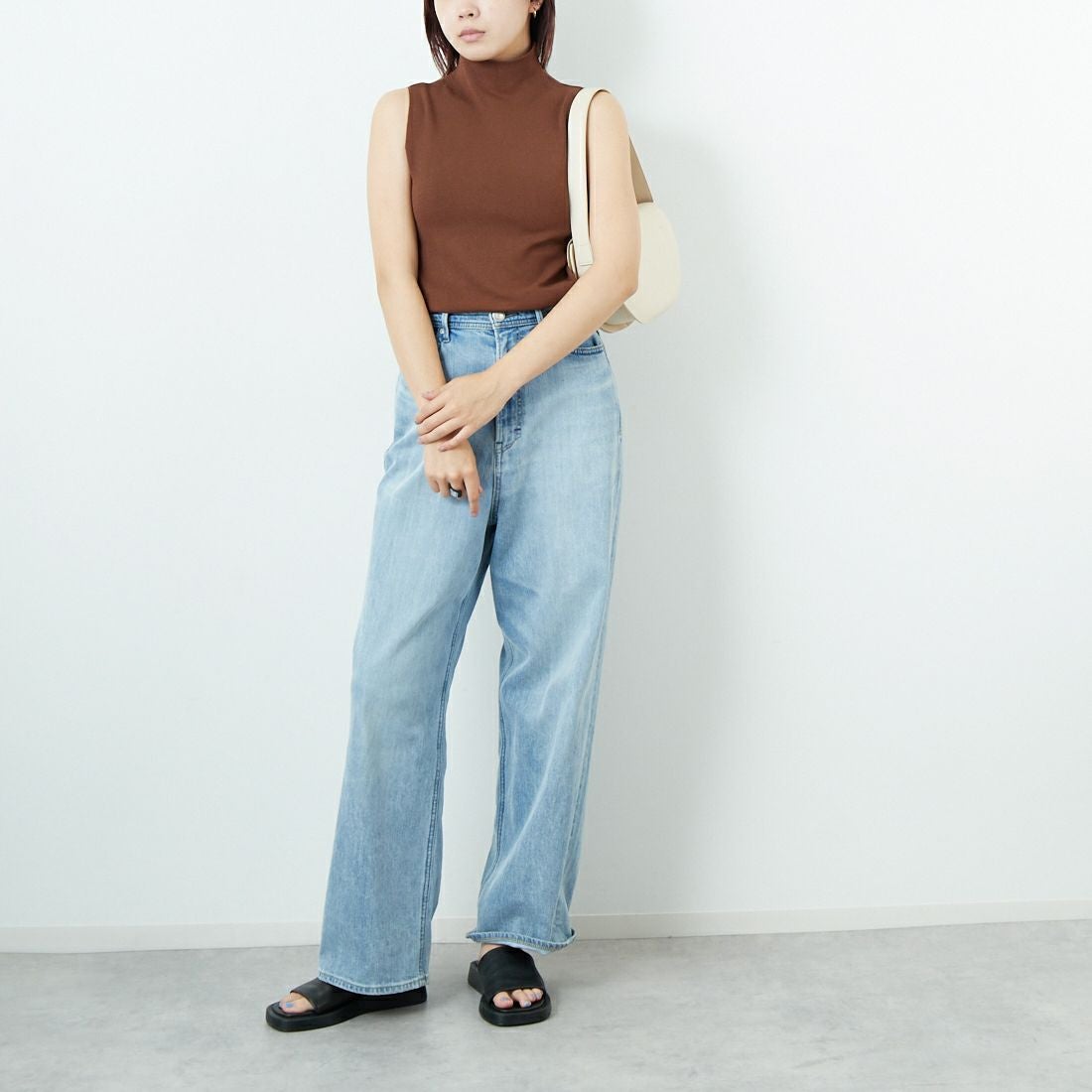 CLOCHE [クロシェ] ハイネックニットタンク [55285515] ﾌﾞﾗｳﾝ &&モデル身長：167cm 着用サイズ：2&&