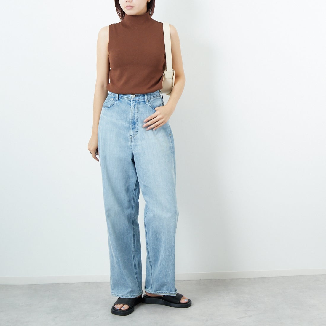 CLOCHE [クロシェ] ハイネックニットタンク [55285515] ﾌﾞﾗｳﾝ &&モデル身長：167cm 着用サイズ：2&&