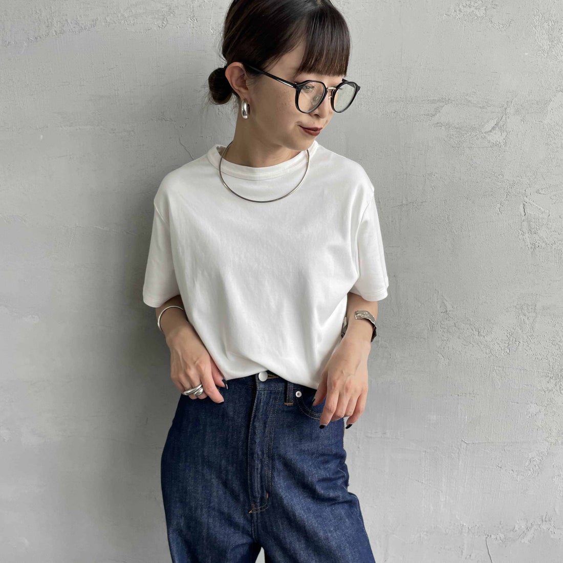THE SHINZONE [ザ シンゾーン] AWESOME ショートスリーブTシャツ [25MMSCU17] 01 WHITE &&モデル身長：150cm 着用サイズ：F0&&