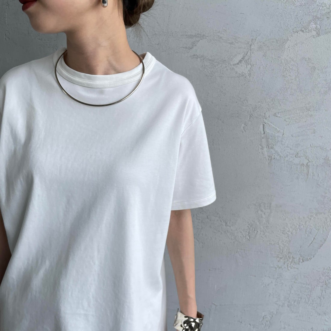 THE SHINZONE [ザ シンゾーン] AWESOME ショートスリーブTシャツ [25MMSCU17] 01 WHITE &&モデル身長：150cm 着用サイズ：F0&&