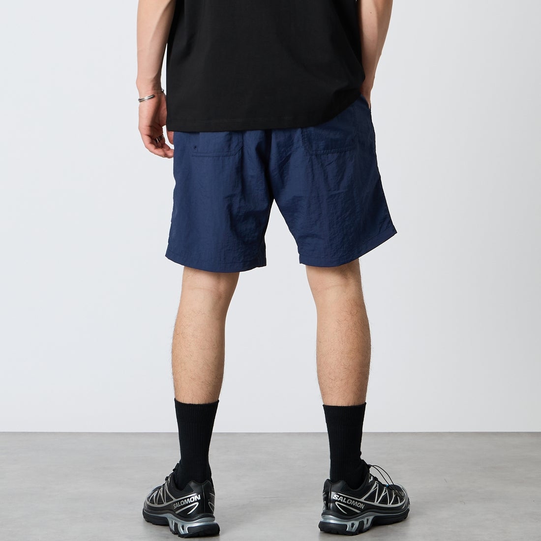 NANGA [ナンガ] ナイロンタッサーイージーショーツ [NW2321-1I512] NVY &&モデル身長：177cm 着用サイズ：M&&