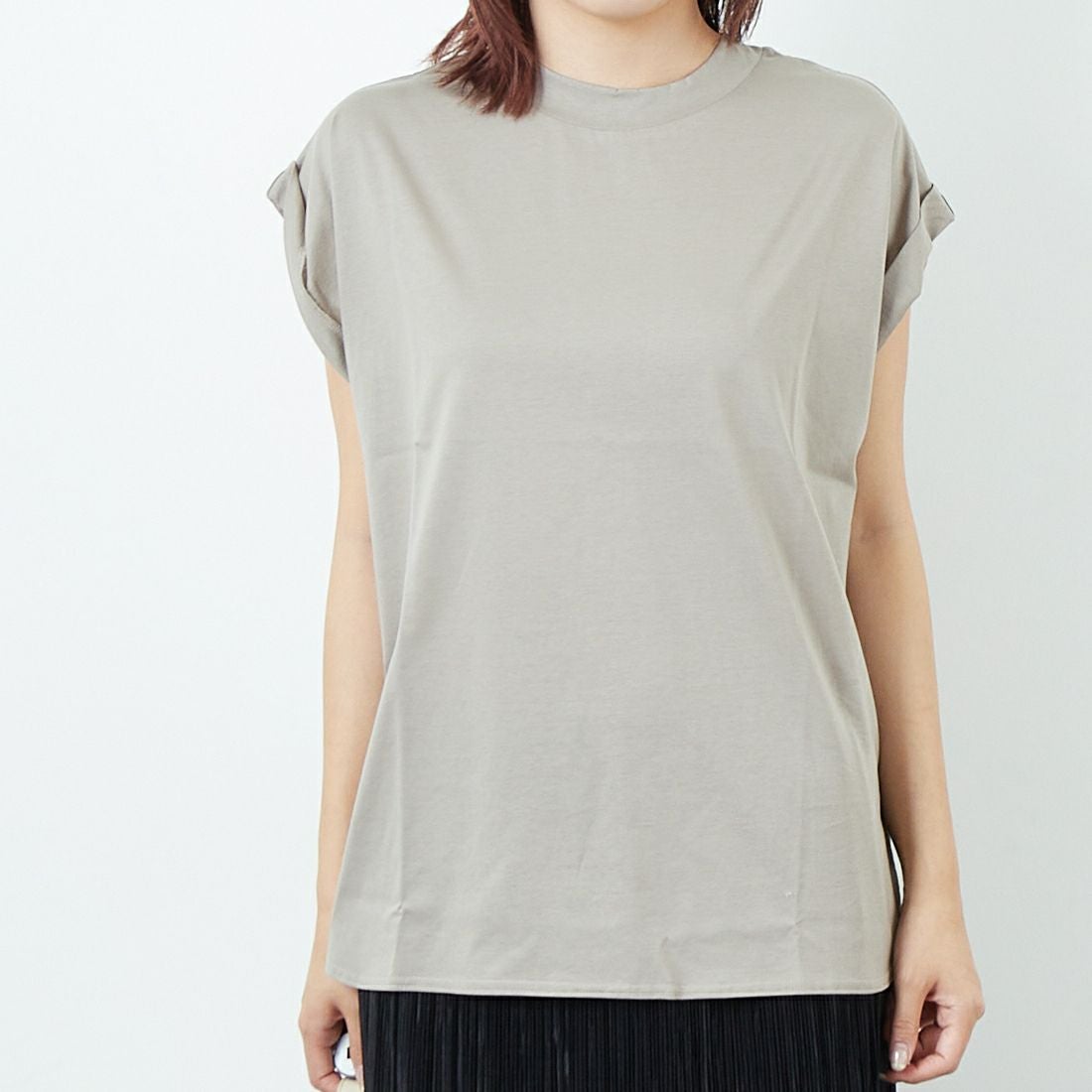 Jf Ready Made [ジェイエフレディメイド] シルケット天竺 ハイネックノースリーブTシャツ [3103105] 714 Gﾍﾞｰｼﾞ &&モデル身長：167cm 着用サイズ：F&&