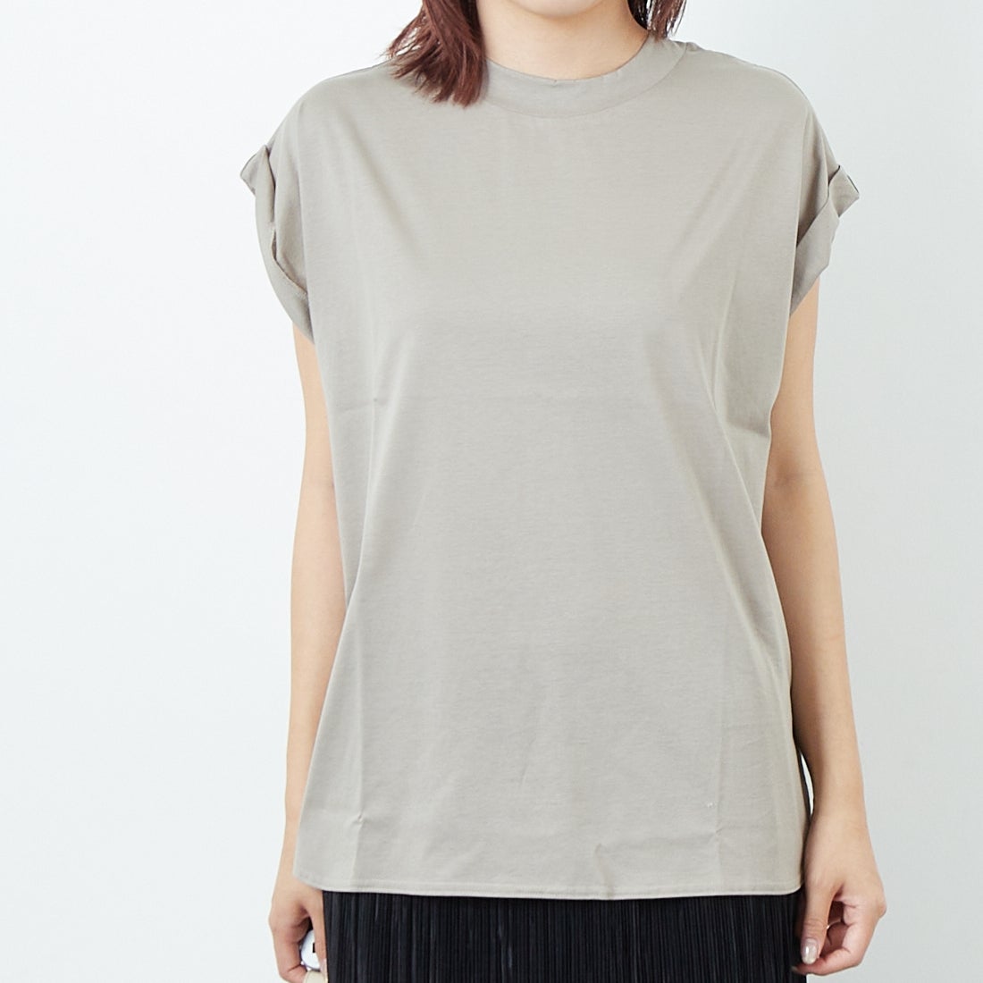 Jf Ready Made [ジェイエフレディメイド] シルケット天竺 ハイネックノースリーブTシャツ [3103105] 714 Gﾍﾞｰｼﾞ &&モデル身長：167cm 着用サイズ：F&&