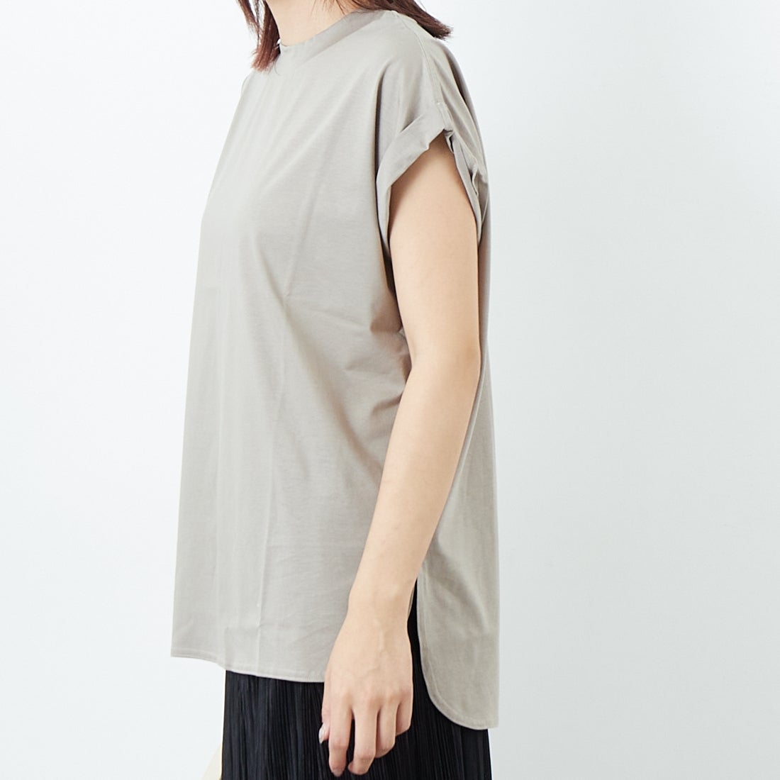 Jf Ready Made [ジェイエフレディメイド] シルケット天竺 ハイネックノースリーブTシャツ [3103105] 714 Gﾍﾞｰｼﾞ &&モデル身長：167cm 着用サイズ：F&&