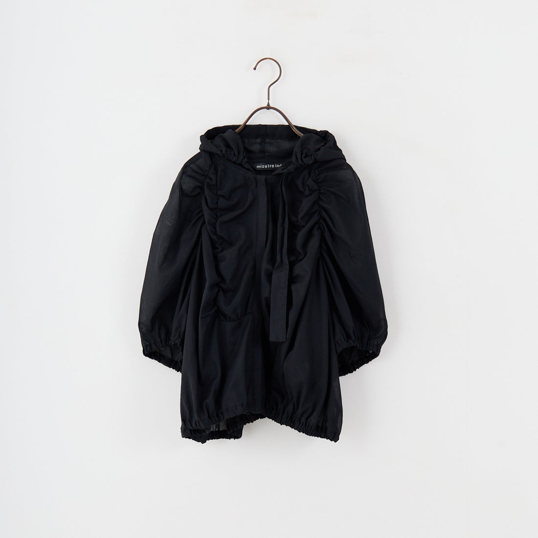 mizuiro ind [ミズイロインド] ギャザーフーデッドシャツ [2-230090] 99 BLACK