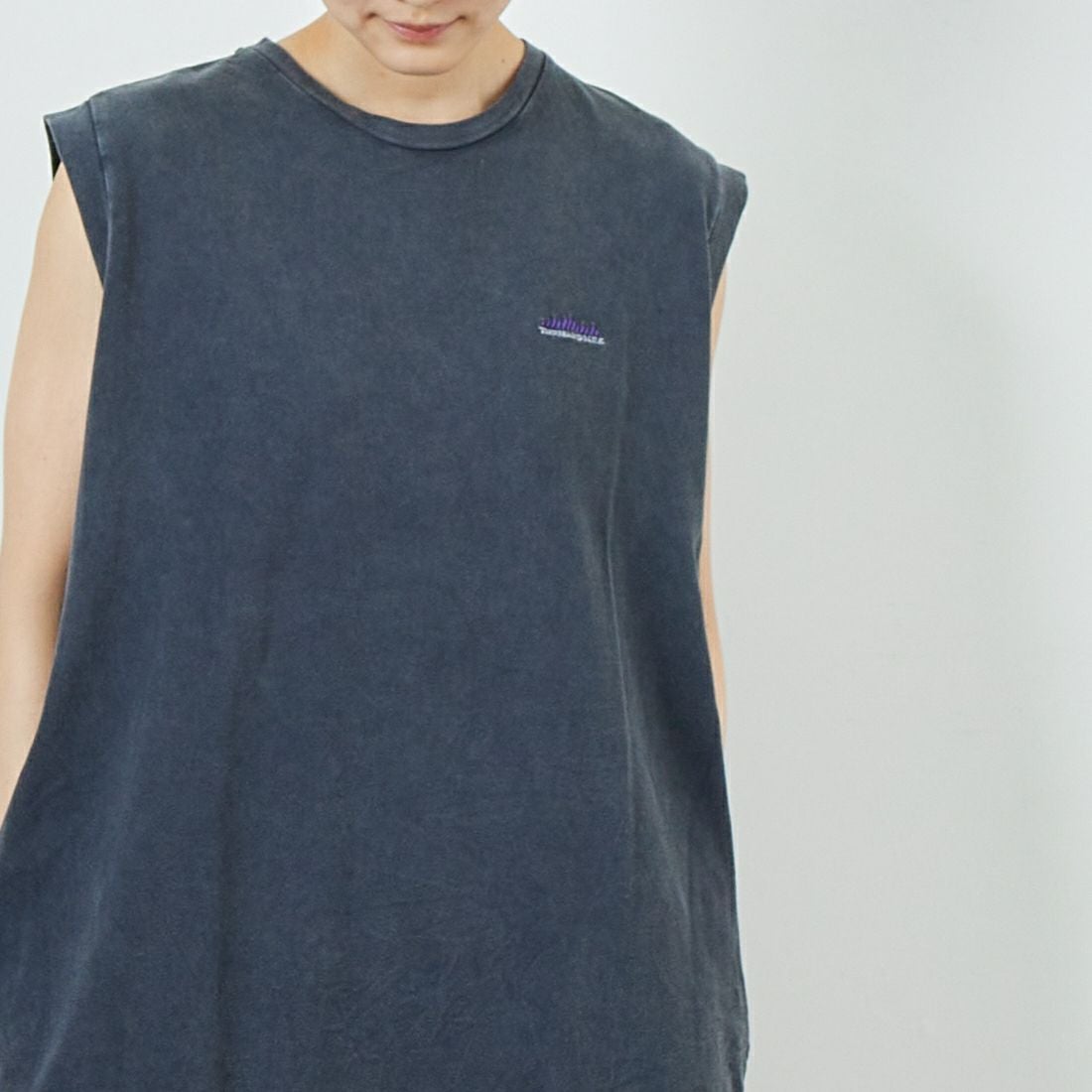 THOUSAND MILE [サウザンド マイル] ノースリーブワンピース [TM251CB00852] BLACK &&モデル身長：160cm 着用サイズ：F&&