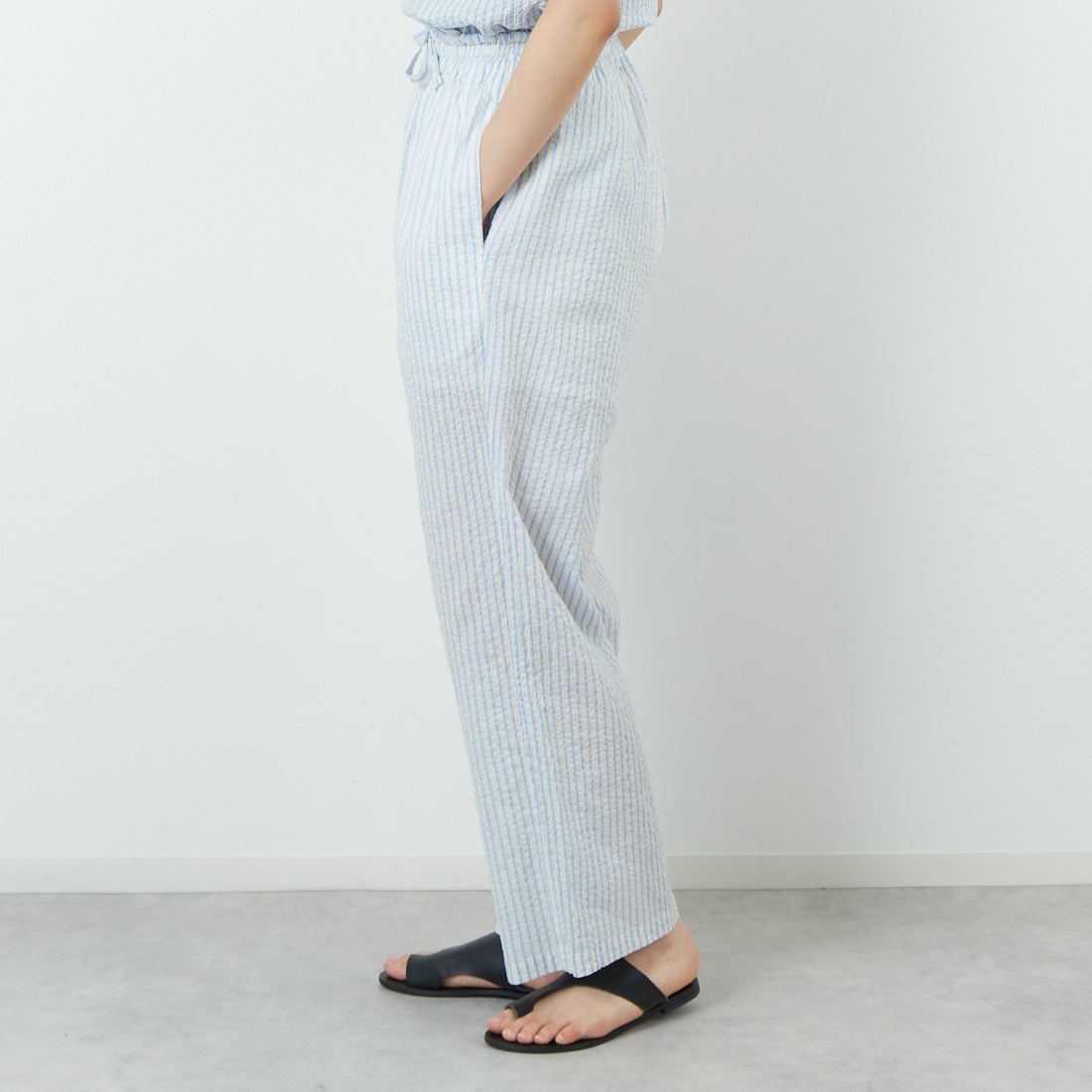 MEYAME [メヤメ] ライトコットン ストライプパンツ [MEY-2106] BLUE &&モデル身長：160cm 着用サイズ：F&&