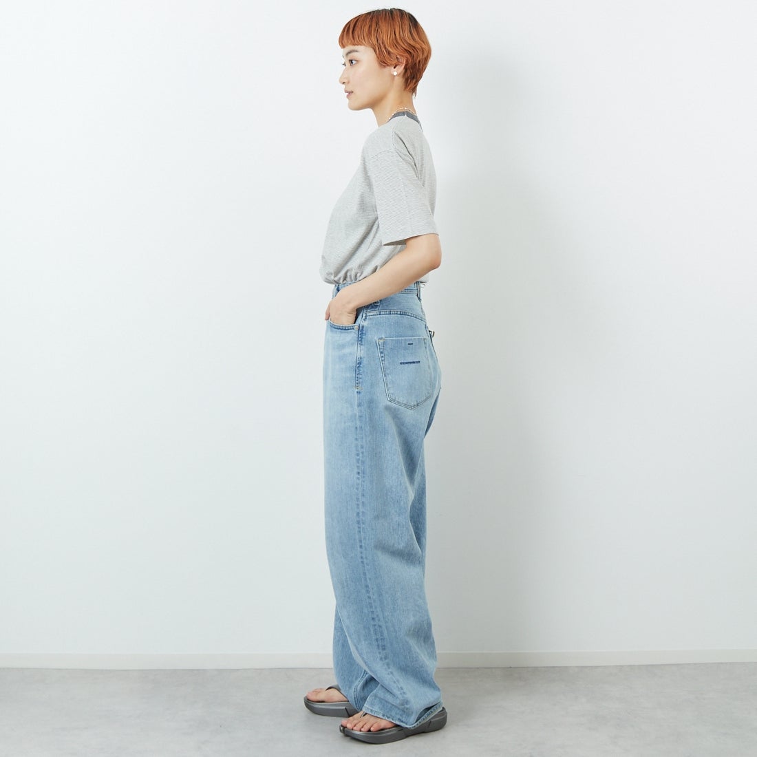 MEYAME [メヤメ] オーガニックコットンボーダーTシャツ [MEY-2123] GREY &&モデル身長：160cm 着用サイズ：F&&