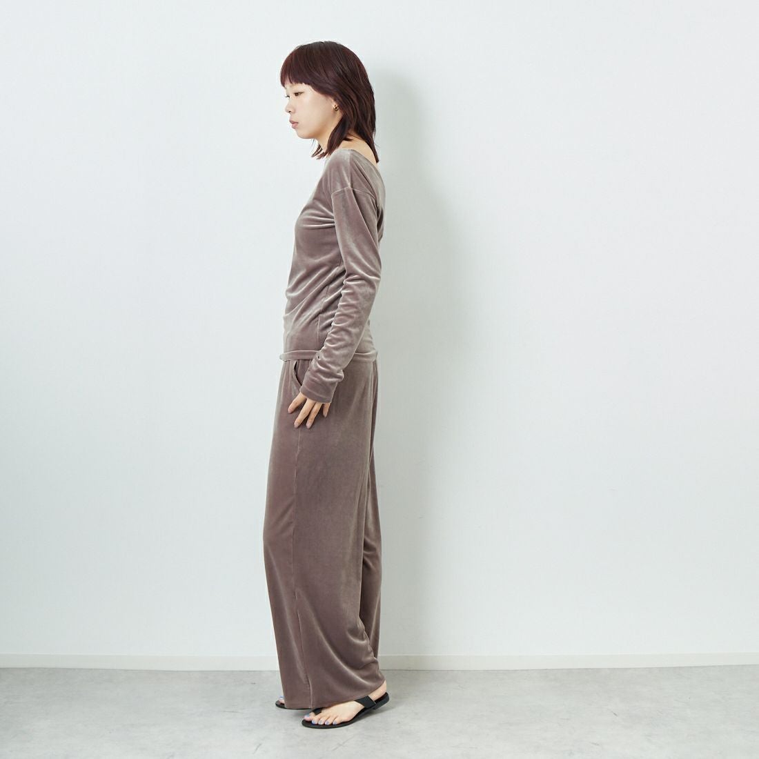 GREYCHORD [グレーコード] PETRA ロングスリーブカットソー [VAGC02606] STE &&モデル身長：167cm 着用サイズ：1&&